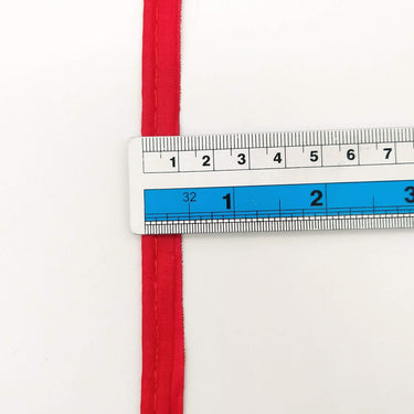 3 Yards, 5mm Flanged Insertion Piping on 10mm Band, Red Fabric Trim